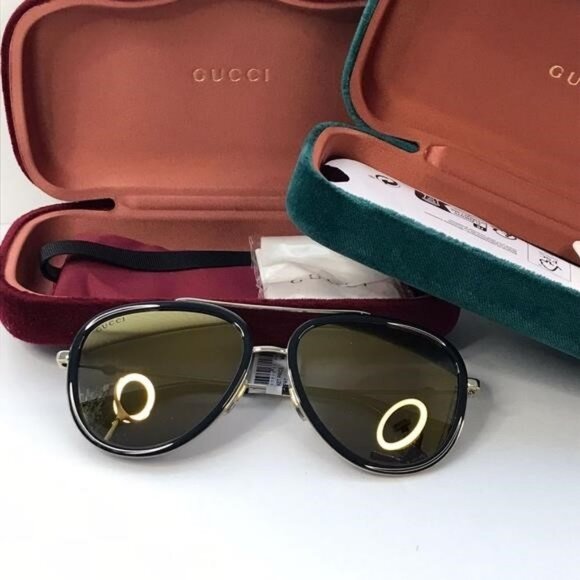 - New Original Gucci GG0062S 001 Gold Sunglasses - Picture 7 of 11